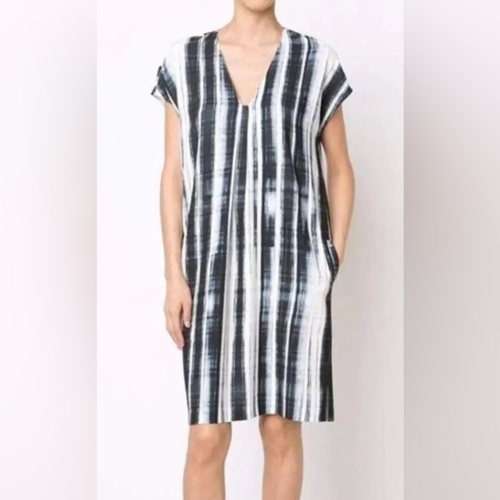 Vince Watercolor Blue Brushstroke Printed Split Neck Oversized Tunic Dress